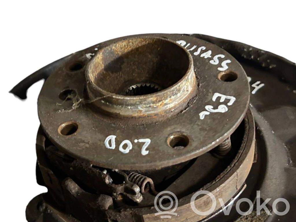 Rear wheel hub shaft joint (stupica, capfa)