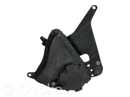 Dzesēšanas šķidruma izplešanās tvertne