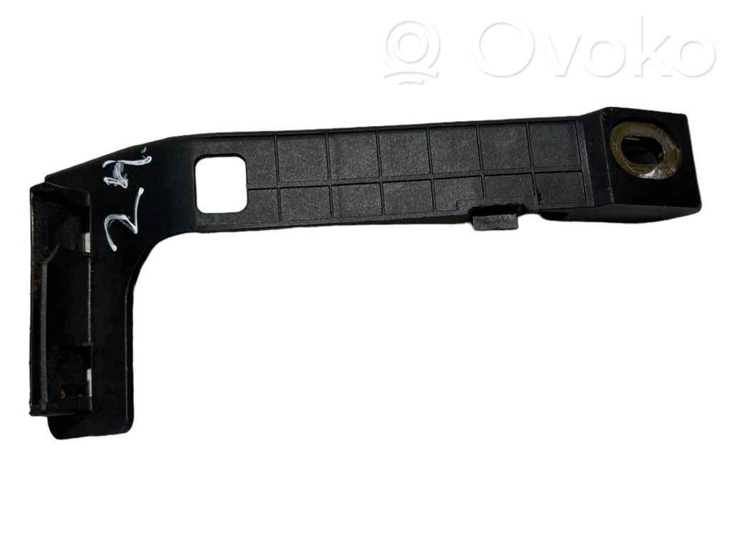 Akseleratora pedāļa turētājs