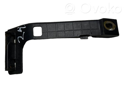 Akseleratora pedāļa turētājs