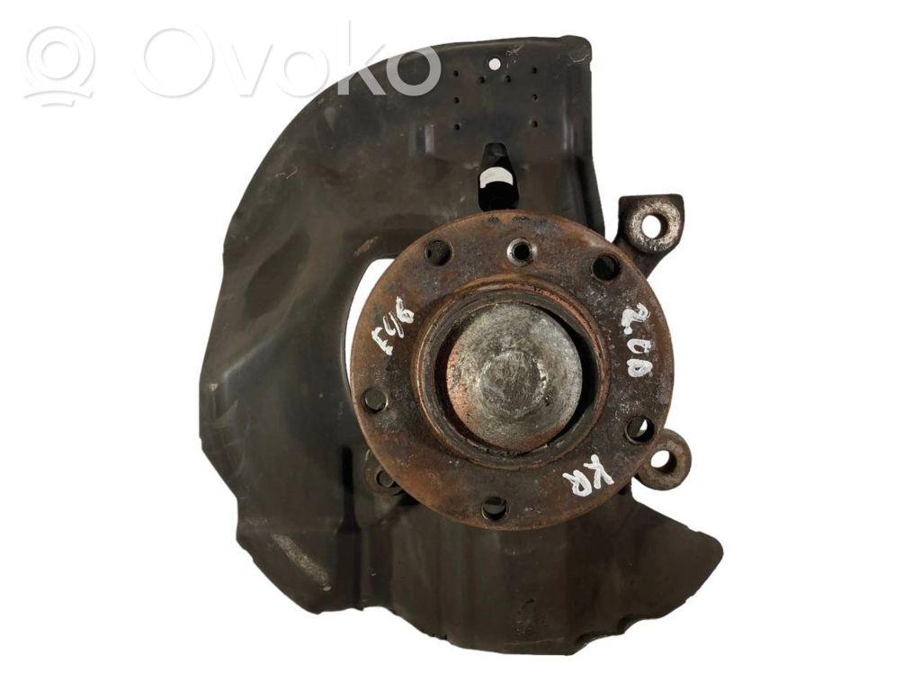 Priekšējā riteņa rumbas vārpstas šarnīrs (stupica, capfa)