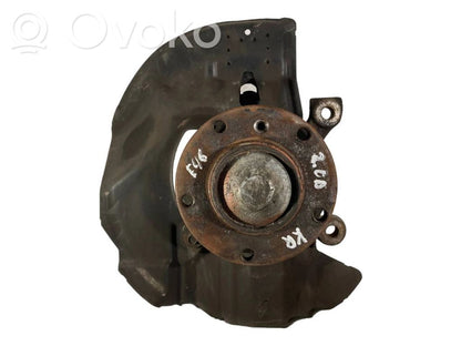 Priekšējā riteņa rumbas vārpstas šarnīrs (stupica, capfa)