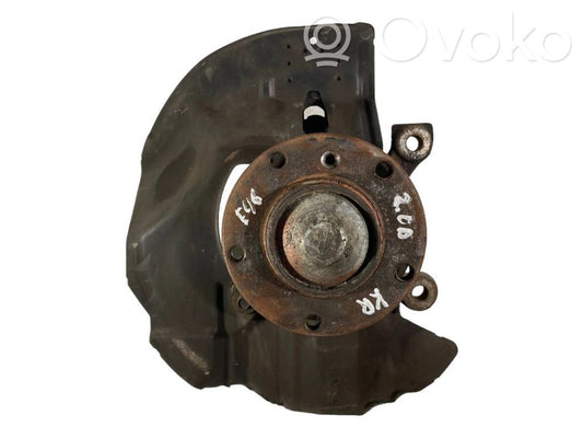 Priekšējā riteņa rumbas vārpstas šarnīrs (stupica, capfa)