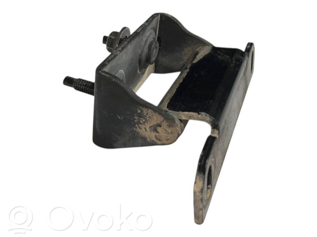 Aizmugurējā pārsega eņģe (-ess)