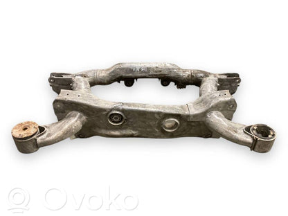 Pusrāmis aizmugurējais / priekšējais