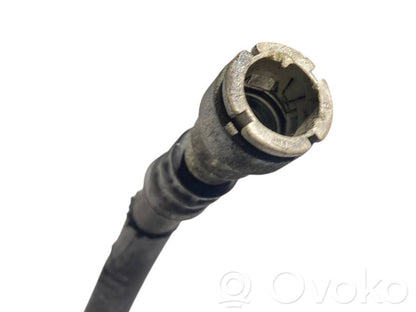 Stūres pastiprinātāja šļūtene (-es) / caurulīte (-es)