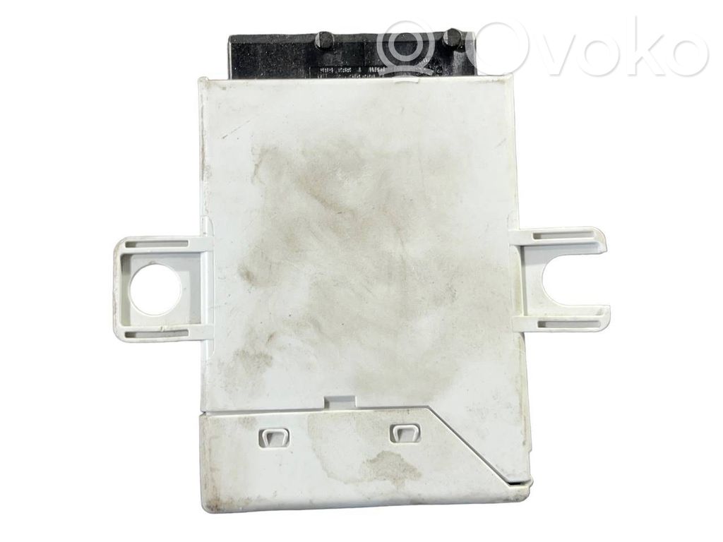 Trailer hitch control unit