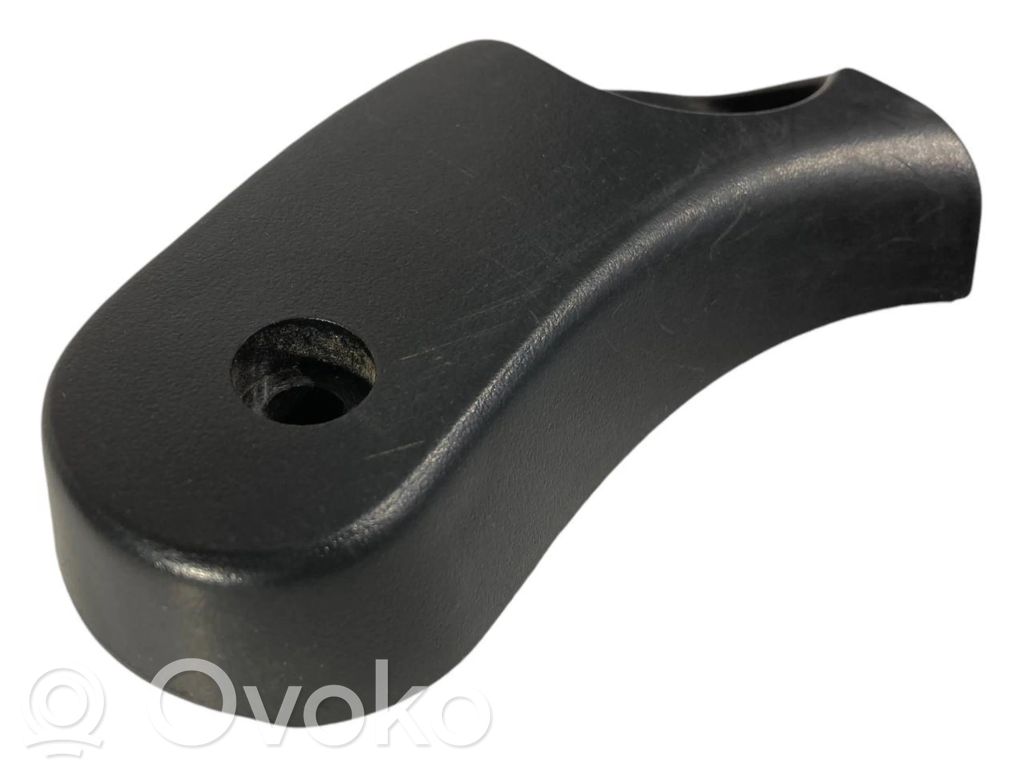 Dzinēja pārsega attaisīšanas rokturītis