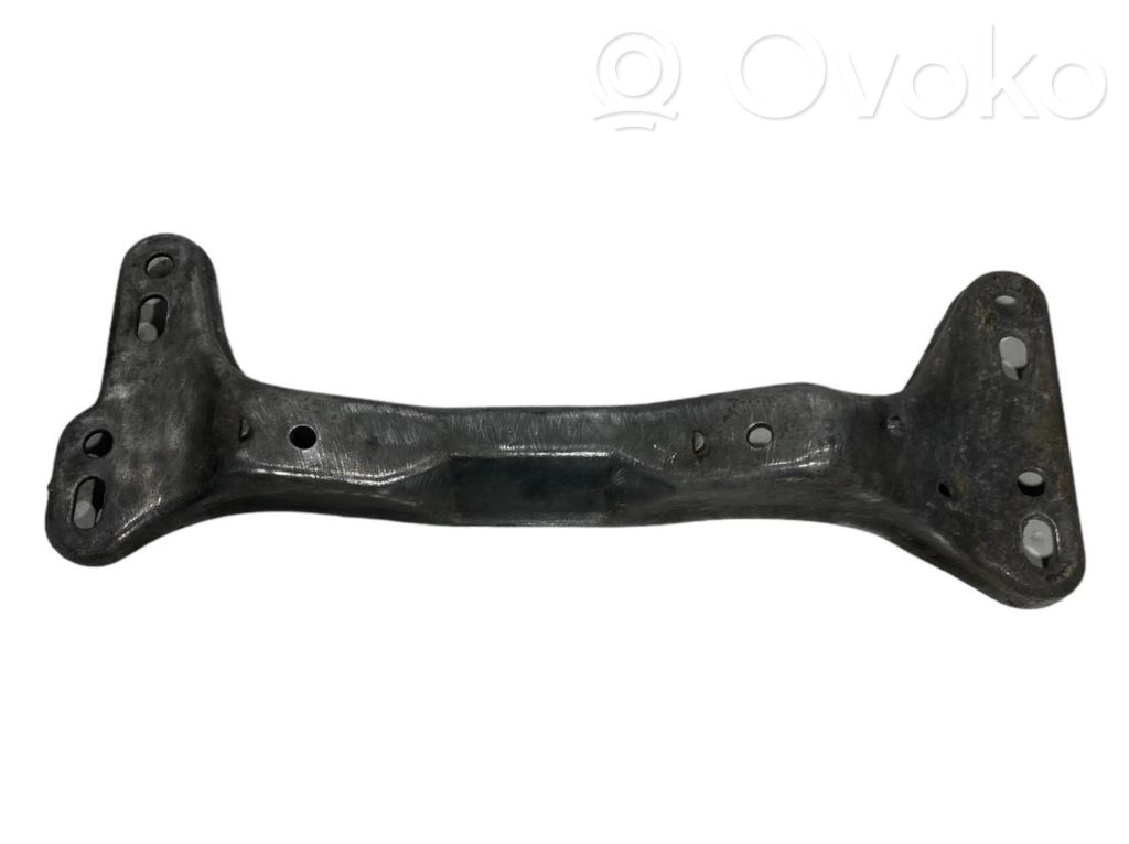 Кронштейн крепления трансмиссии