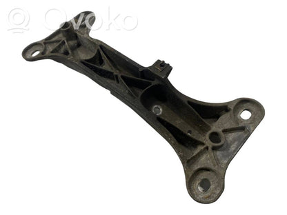 Кронштейн крепления трансмиссии