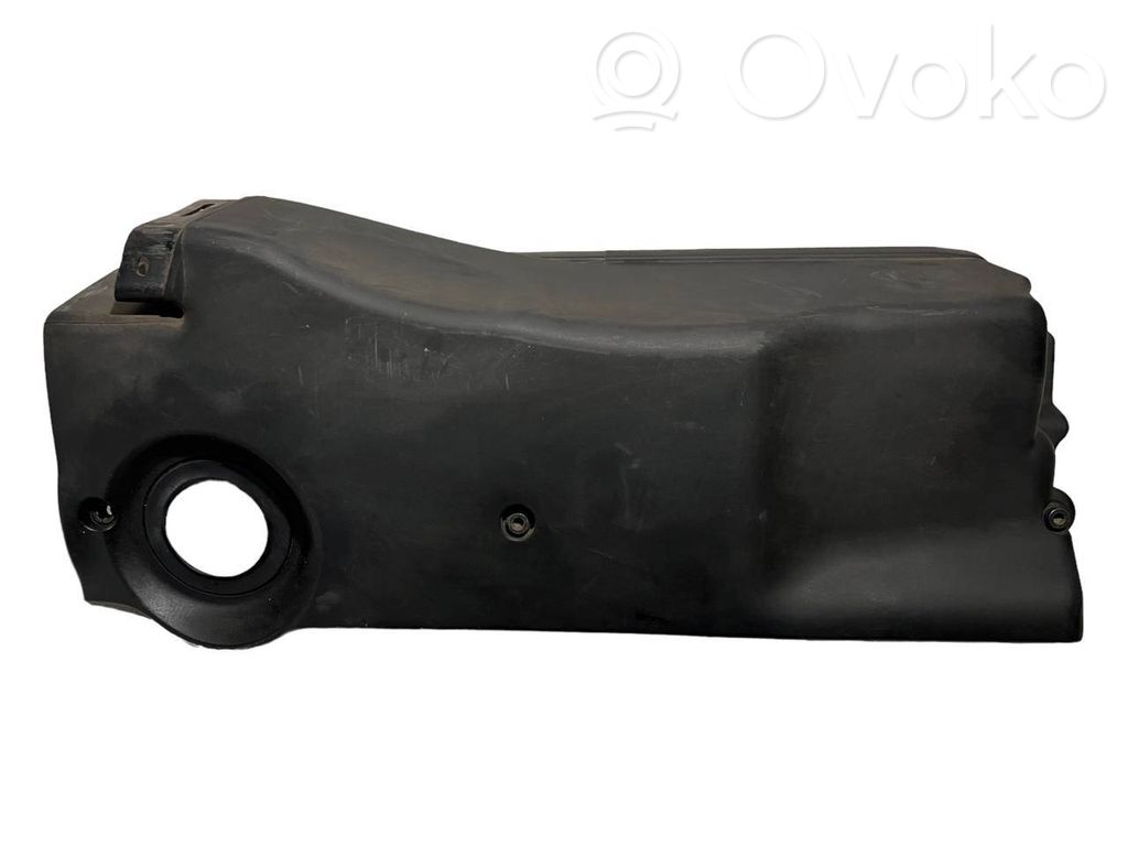 Engine cover (decorative trim)