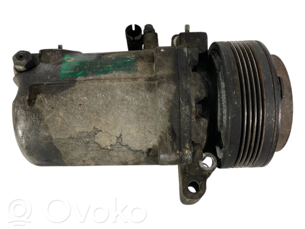 Компрессор кондиционера (насос)