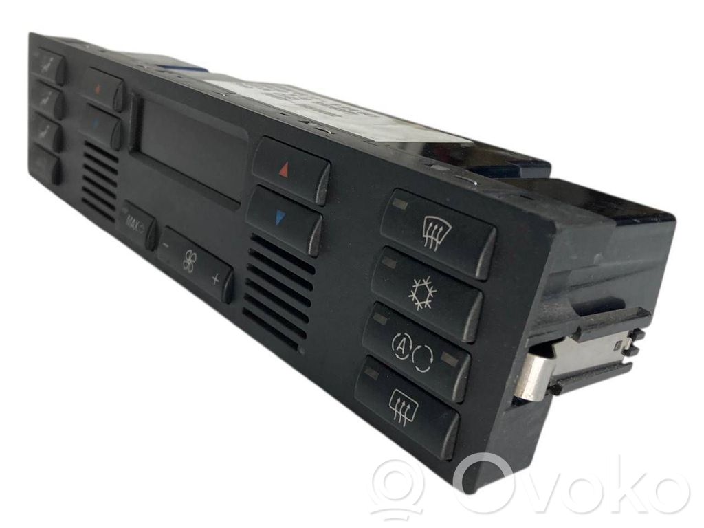 Gaisa kondicioniera / klimata kontroles / salona apsildes vadības bloks (salonā)