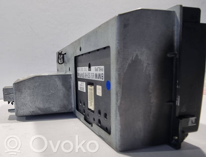 Radio / CD/DVD atskaņotājs / navigācija