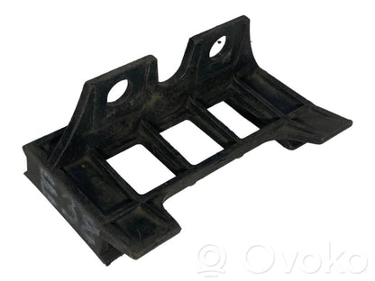 Aizmugurējā bufera montāžas kronšteins