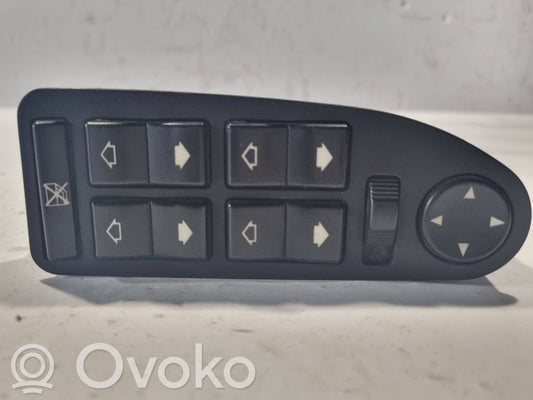 Window lift control switch(es)