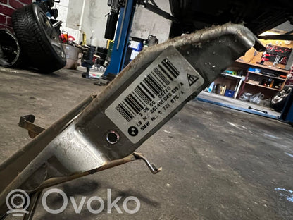 Priekšējā paneļa montāžas sija