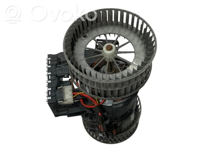 Маленький вентилятор радиатора