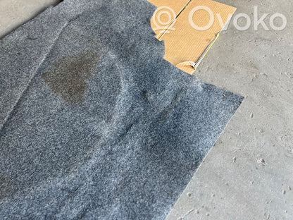 Trunk floor