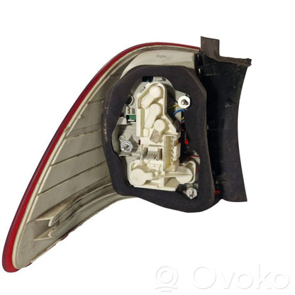 Aizmugurējo lukturu komplekts