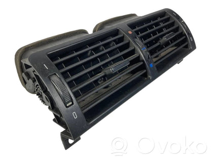 Centrālais gaisa ventilācijas režģis