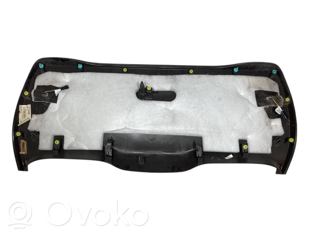 Galvenais apdares panelis