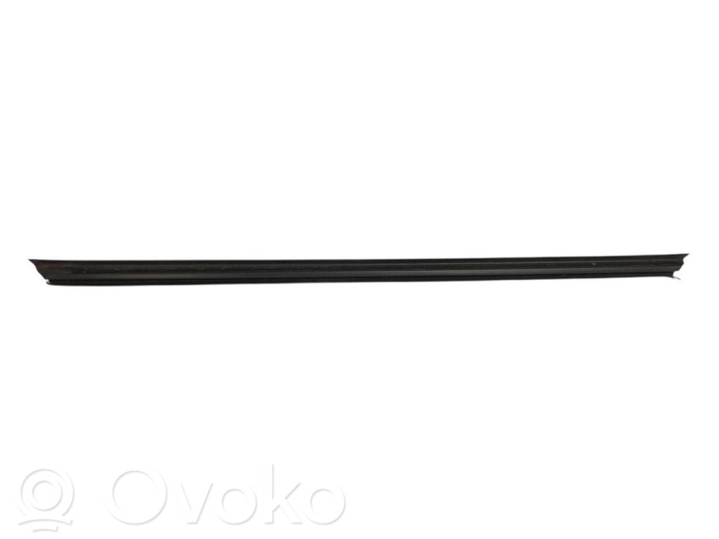 Apdares gumija (pie loga rūts)