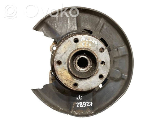 Aizmugurē riteņa rumbas vārpstas šarnīrs (stupica, capfa)