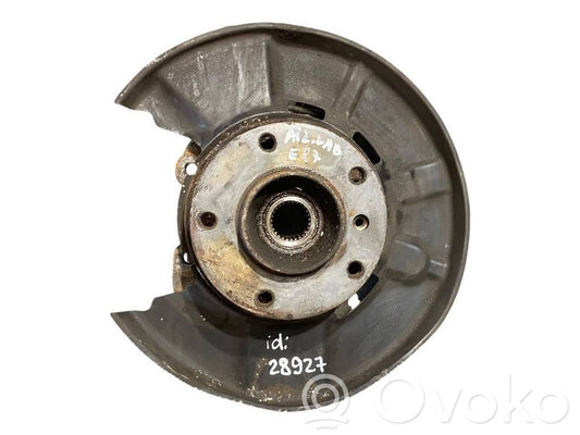 Aizmugurē riteņa rumbas vārpstas šarnīrs (stupica, capfa)