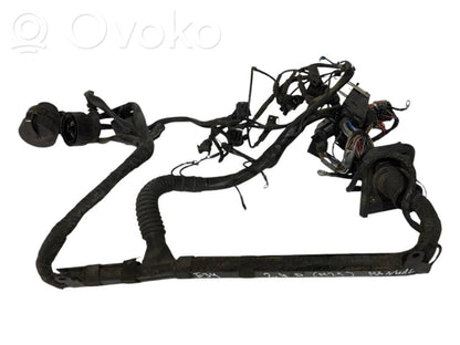 Dzinēja vadu instalācija