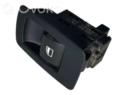 Power window switch