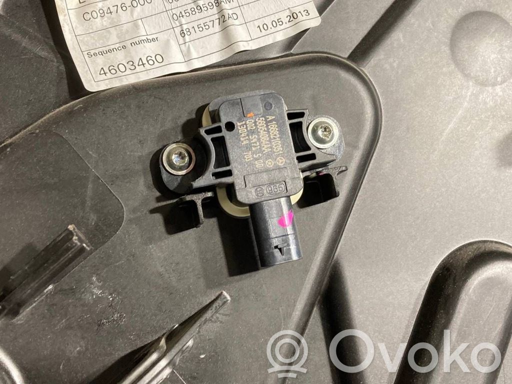 Priekšpusē elektriskā loga pacelšanas mehānisma komplekts