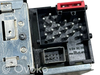 Radio / CD/DVD atskaņotājs / navigācija