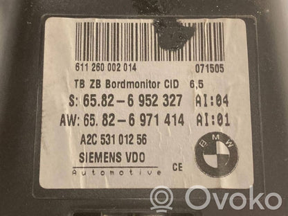 Ekrāns / displejs / mazais ekrāns