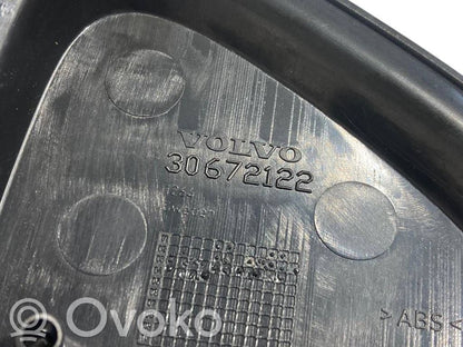 Paneļa dekoratīvās apdares vairogs (sānu)