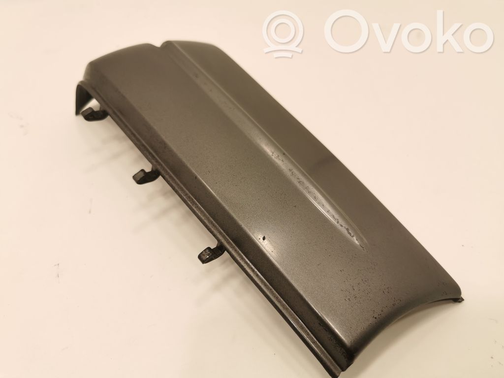 Apakšējais režģis (trīsdaļīgs)