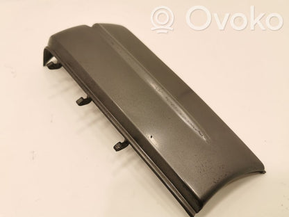 Apakšējais režģis (trīsdaļīgs)