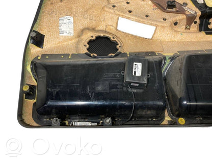 Priekšējo durvju apdare