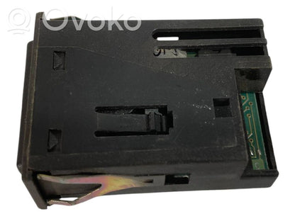 Sēdekļu apsildes slēdzis