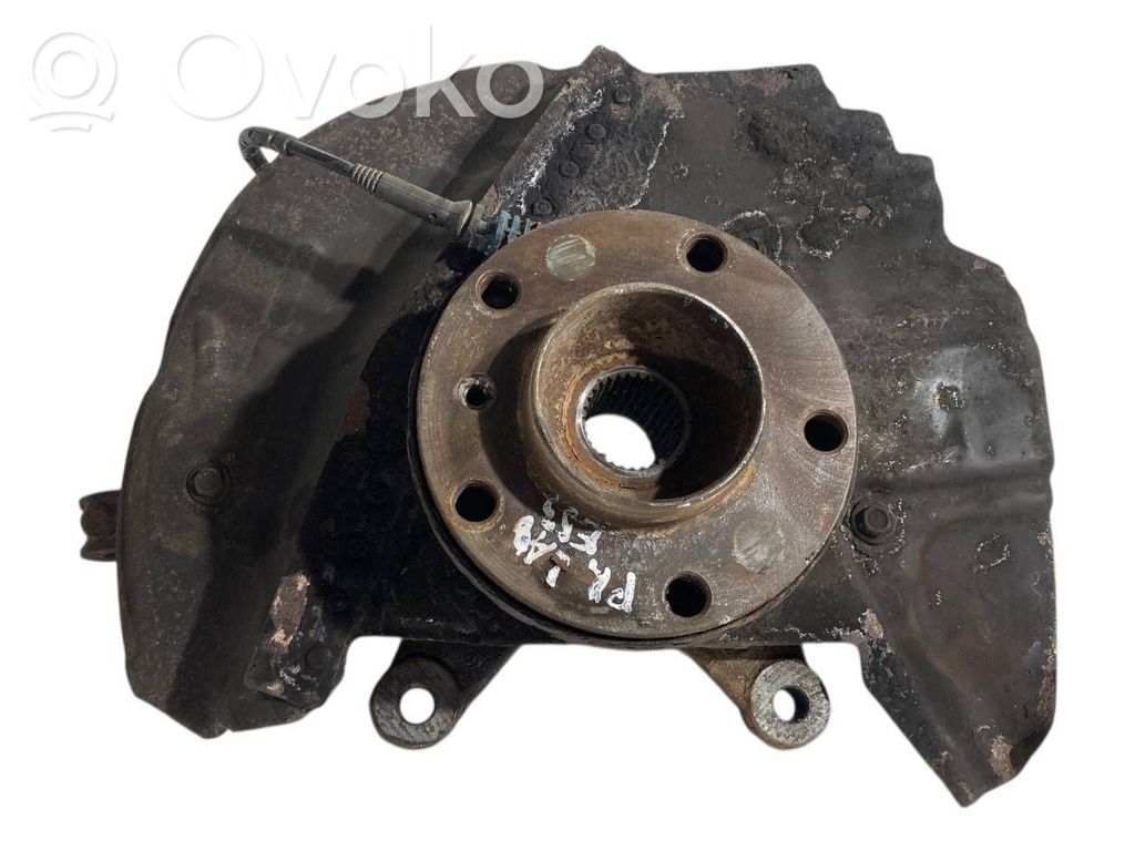 Priekšējā riteņa rumbas vārpstas šarnīrs (stupica, capfa)