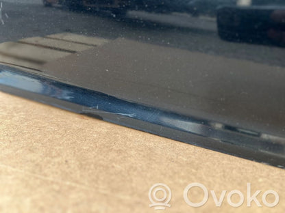 Задняя дверь