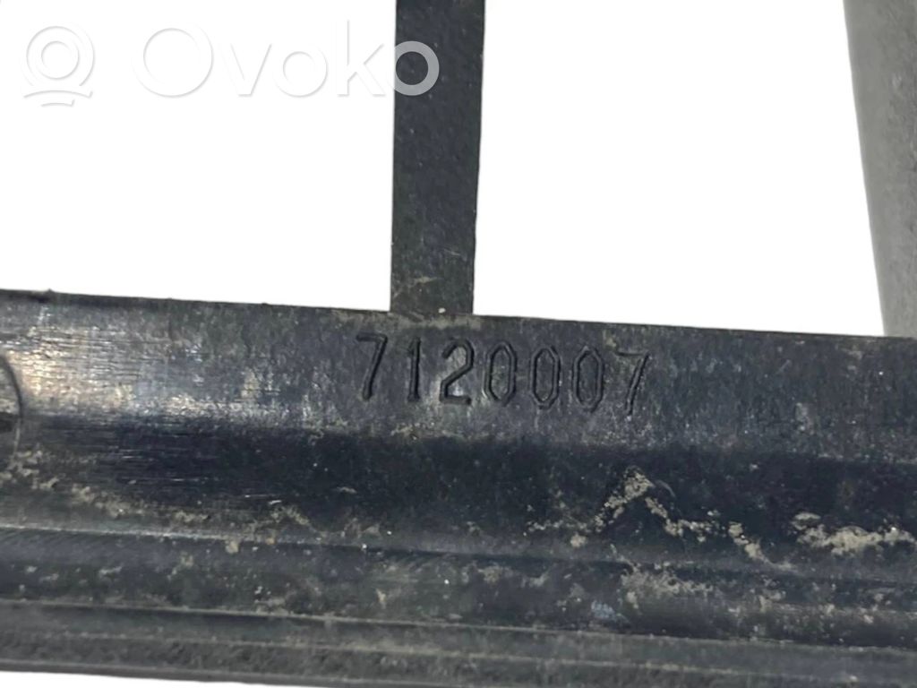 Priekšējais režģis