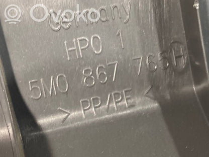 Sānu dekoratīvā apdare pie aizmugurējā sēdekļa (apakšdaļa)