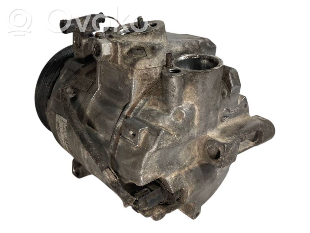 Air conditioner compressor (pump)