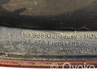 Aizmugurējais lukturis virsbūvē