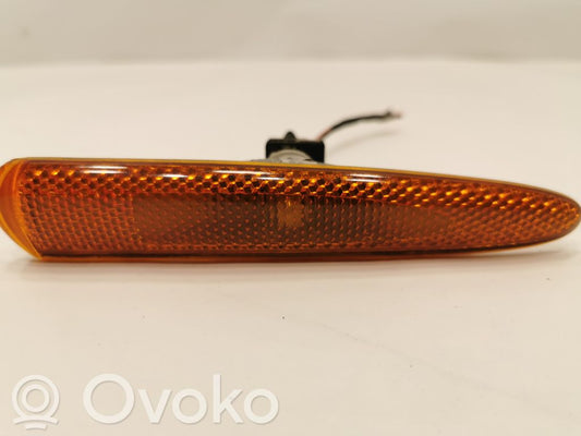 Spārna pagrieziena lukturis