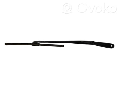 Windshield wiper arm