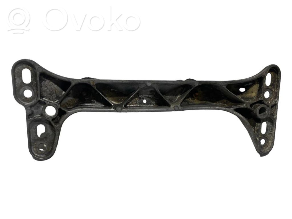 Dzinēja nostiprināšanas stiprinājums-kronšteins