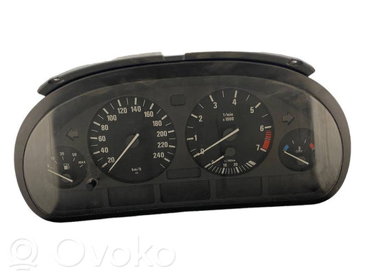 Spidometrs (instrumentu panelī)