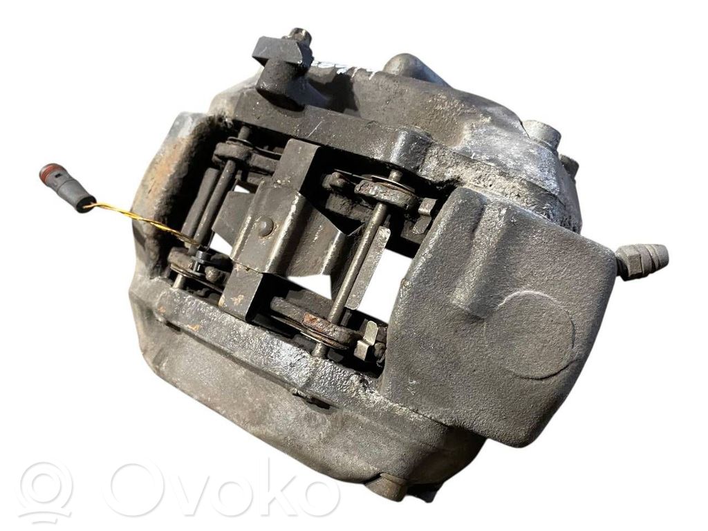 Priekšējais suports